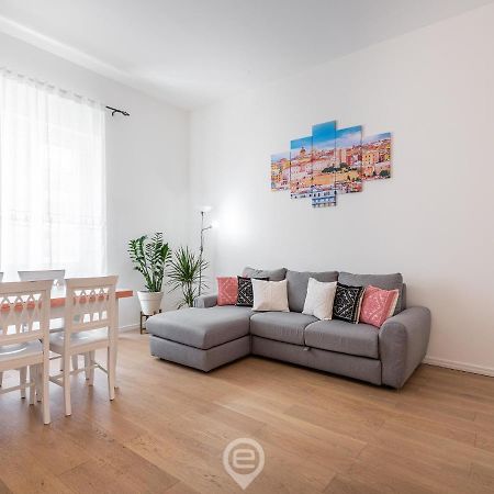 La Finestra Sul Corso Apartment Cagliari Exterior photo