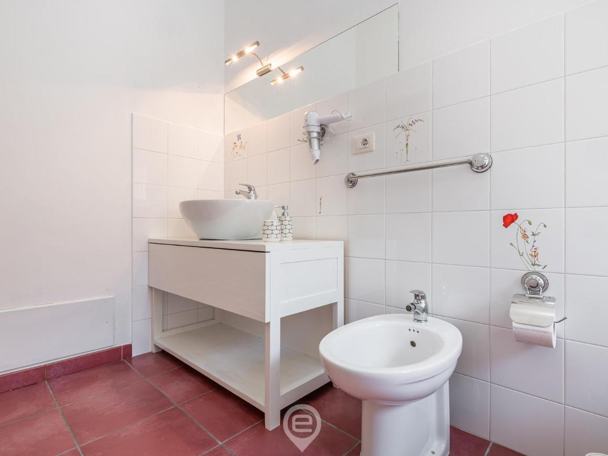 La Finestra Sul Corso Apartment Cagliari Exterior photo