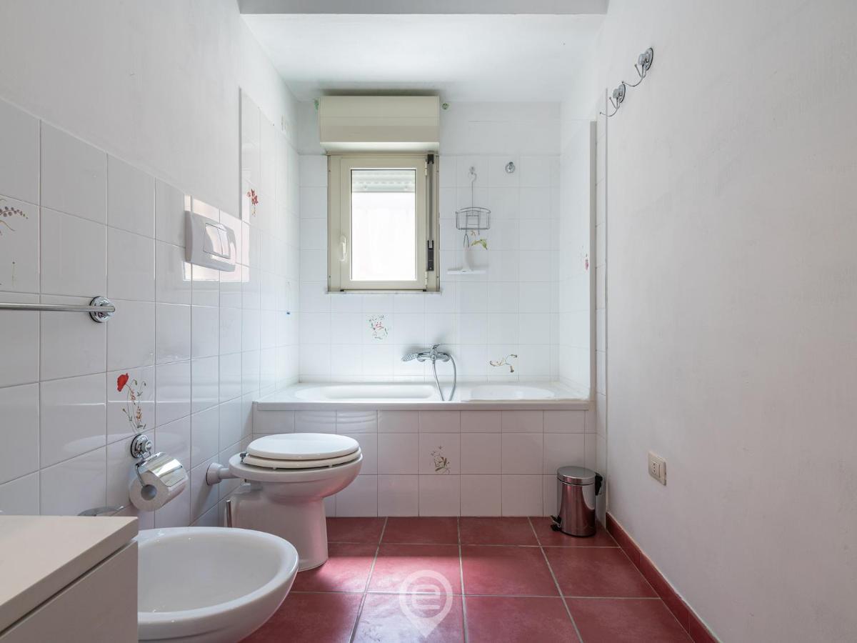 La Finestra Sul Corso Apartment Cagliari Exterior photo