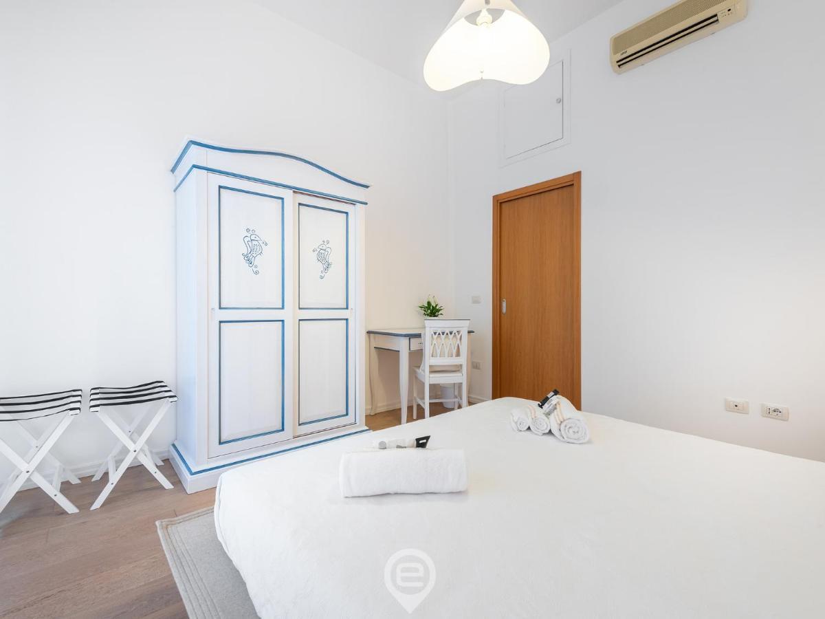 La Finestra Sul Corso Apartment Cagliari Exterior photo
